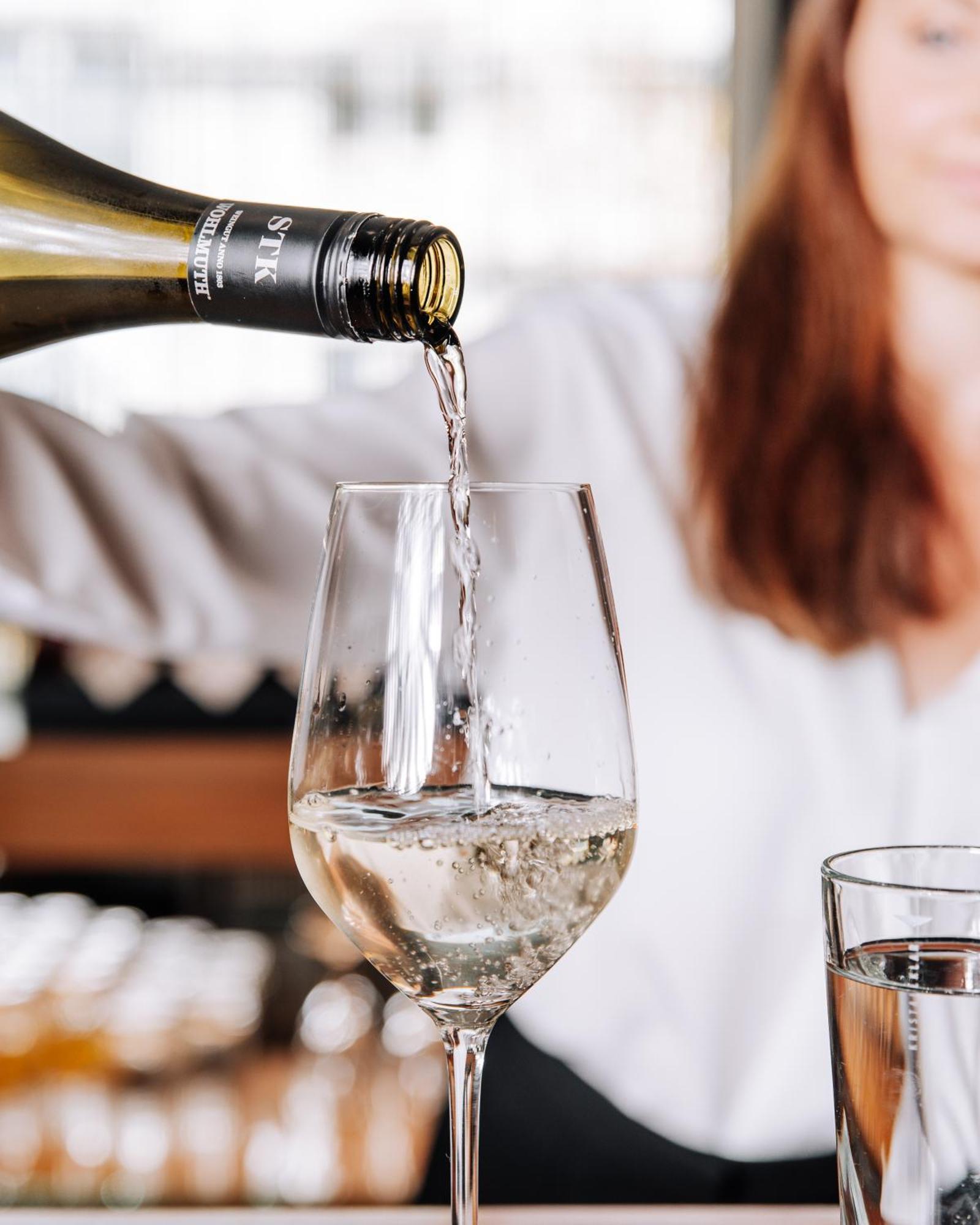 维也纳机场海因酒店 施韦夏特 外观 照片